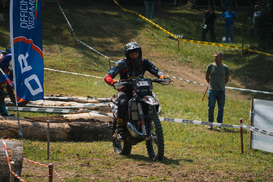 Giacomo Amerio - Hard Enduro - Laveno Mombello 2026 - foto 20 Giacomo Amerio - Hard Enduro - Laveno Mombello 2026 - foto 20
